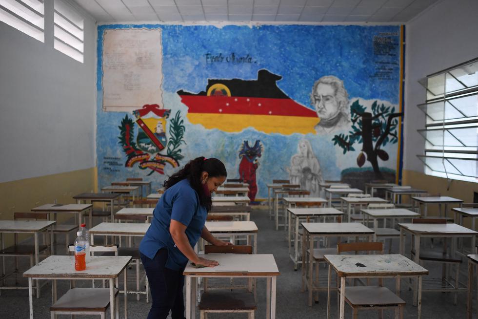 25% de los docentes venezolanos han desertado: expertos analizarán las consecuencias